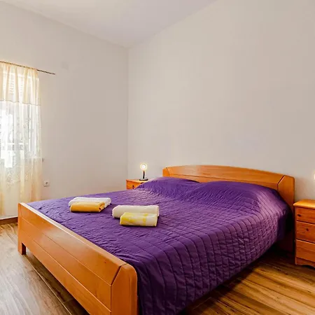 Awesome In With Wifi Holiday home Korcula Town